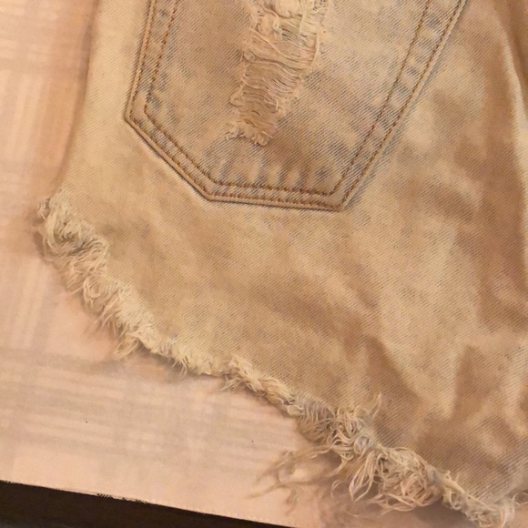 MINKPINK small ripped jean short shorts - Picture 6 of 8